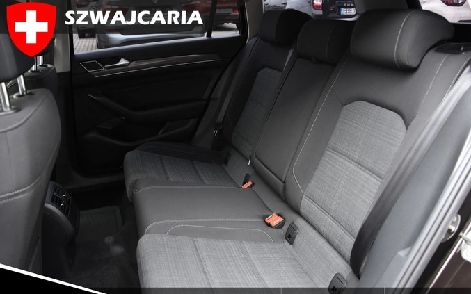 Volkswagen Passat cena 119500 przebieg: 88046, rok produkcji 2020 z Świeradów-Zdrój małe 407